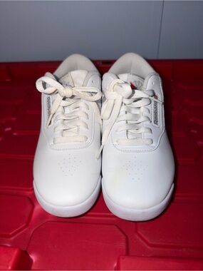 Reebok White Leather Low-Top Sneakers